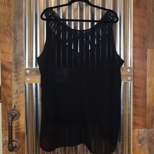 Black georgette tank size 2x never worn torrid